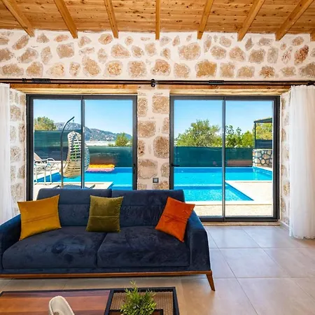 Kalkan'da 2 Yatak Odali Jakuzili Villa-villa Seabird