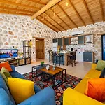 Kalkan'da 2 Yatak Odali Jakuzili Villa-villa Seabird Villa Kaş