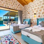 Villa Kalkan'da 2 Yatak Odali Jakuzili Villa-villa Seabird Kaş