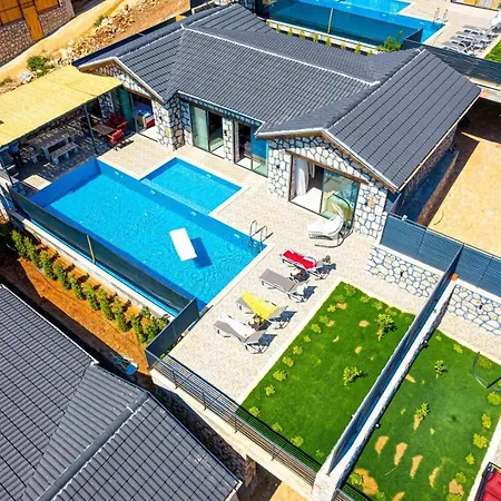 Kalkan'da 2 Yatak Odali Jakuzili Villa-villa Seabird 卡斯