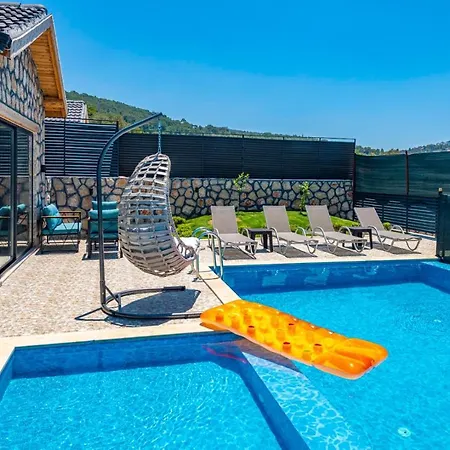 Villa Kalkan'da 2 Yatak Odali Jakuzili Villa-villa Seabird *