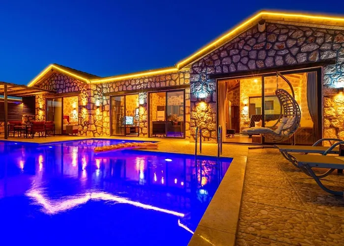 Kalkan'da 2 Yatak Odali Jakuzili Villa-villa Seabird Вілла Каш