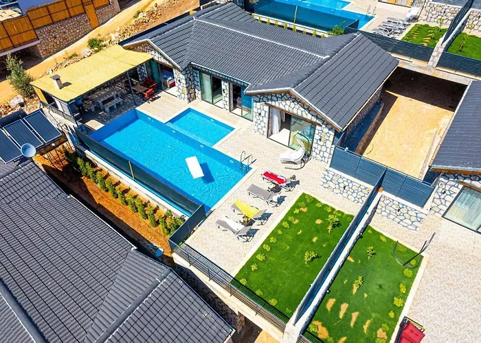 Kalkan'da 2 Yatak Odali Jakuzili Villa-villa Seabird Каш