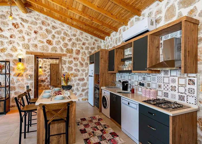 Kalkan'da 2 Yatak Odali Jakuzili Villa-villa Seabird